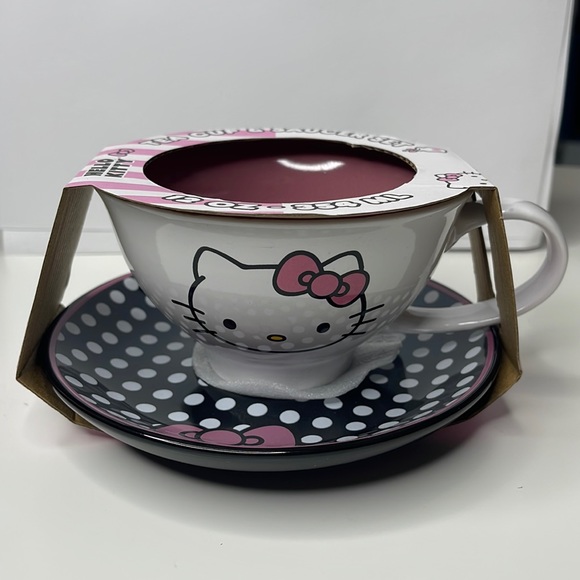 New Hello Kitty Tea cup & saucer set 12oz - Picture 1 of 16